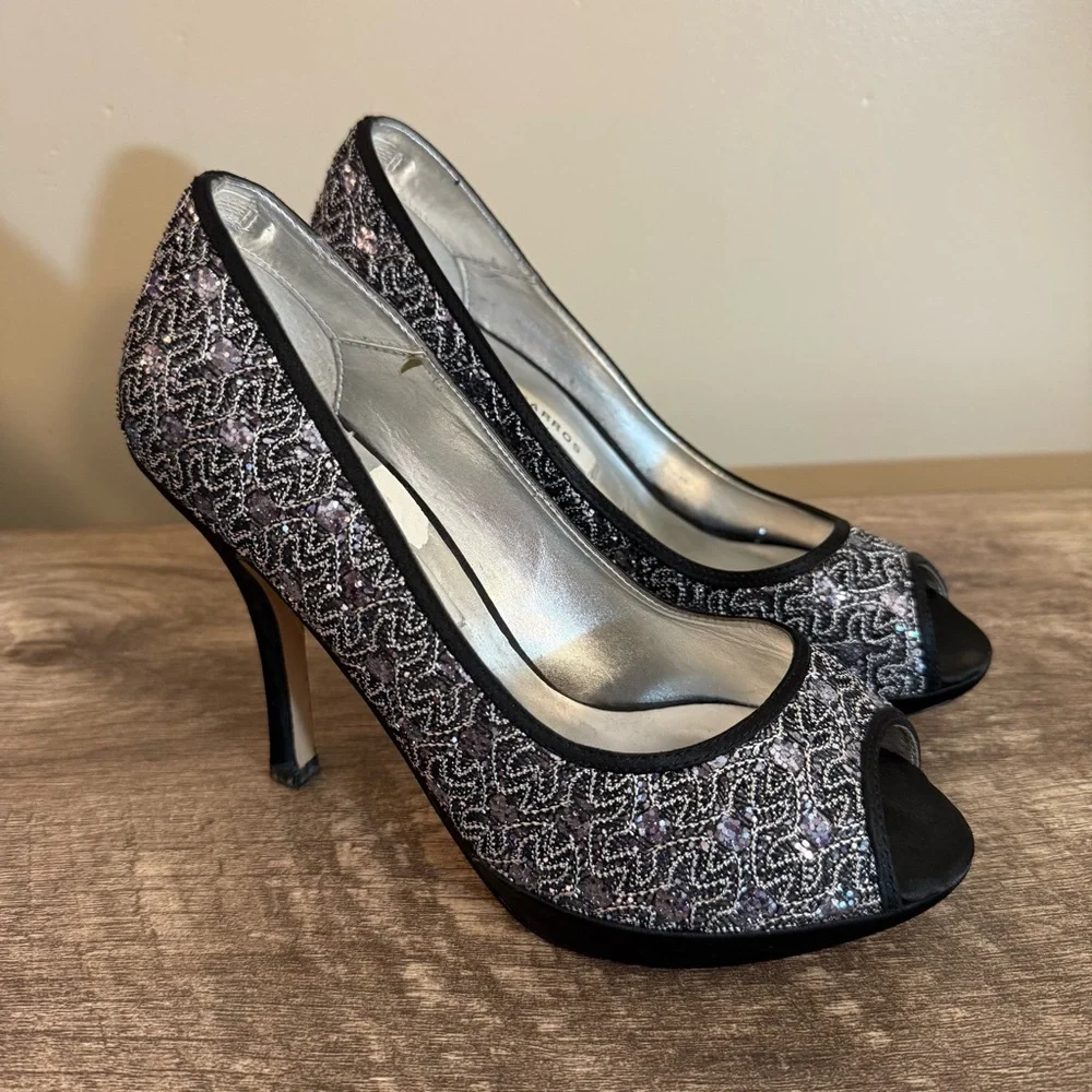 Caparros Peep Toe Formal Platform High Heels Shoes Silver Black Sparkle Size 6